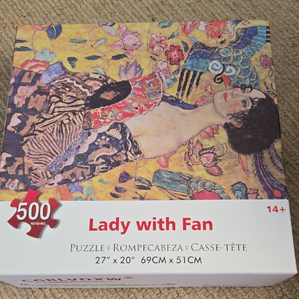 Lady with Fan 500-Piece Puzzle